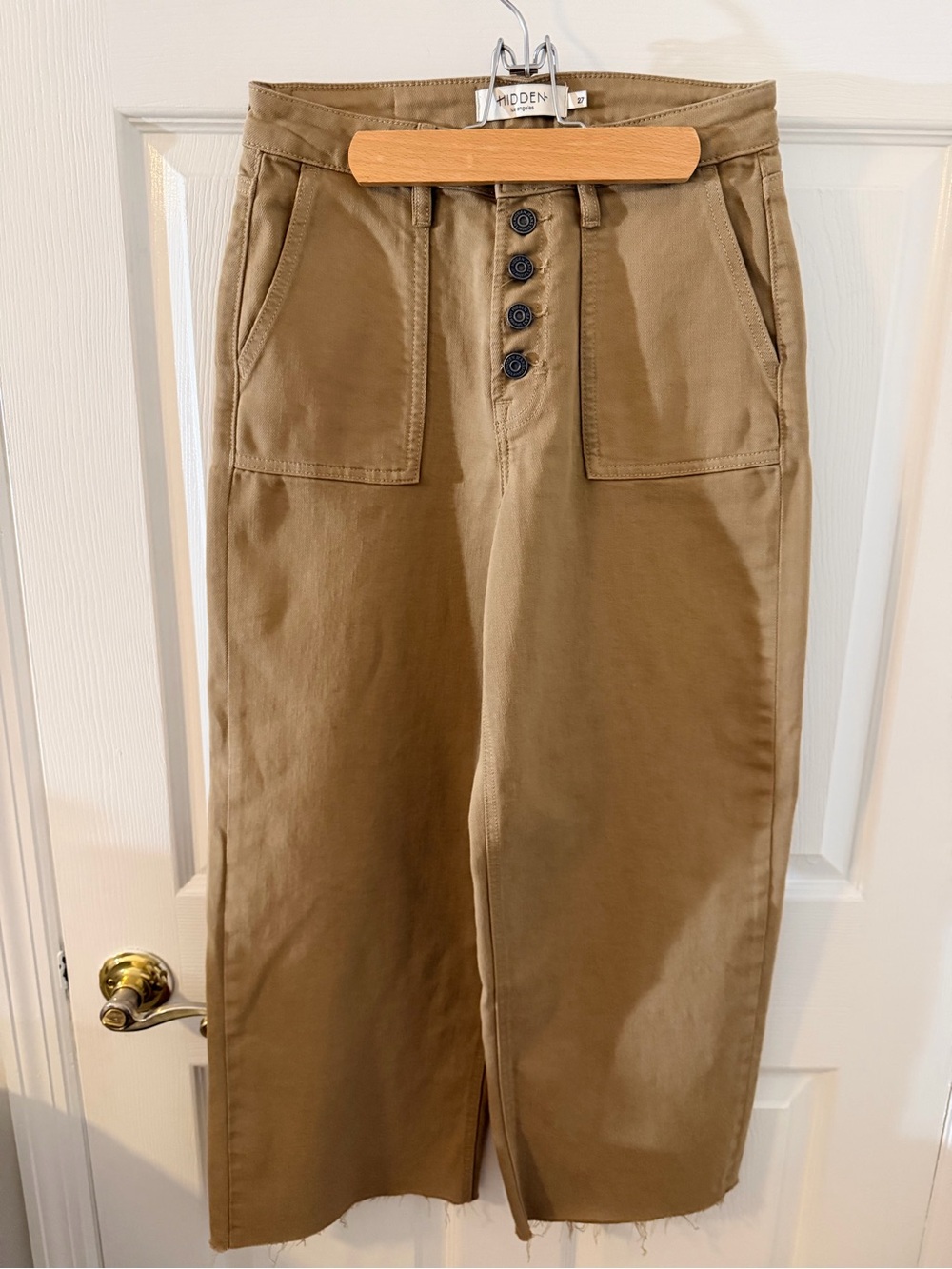 Women’s Straight-Leg Khaki Chinos in Tan with Button Fly